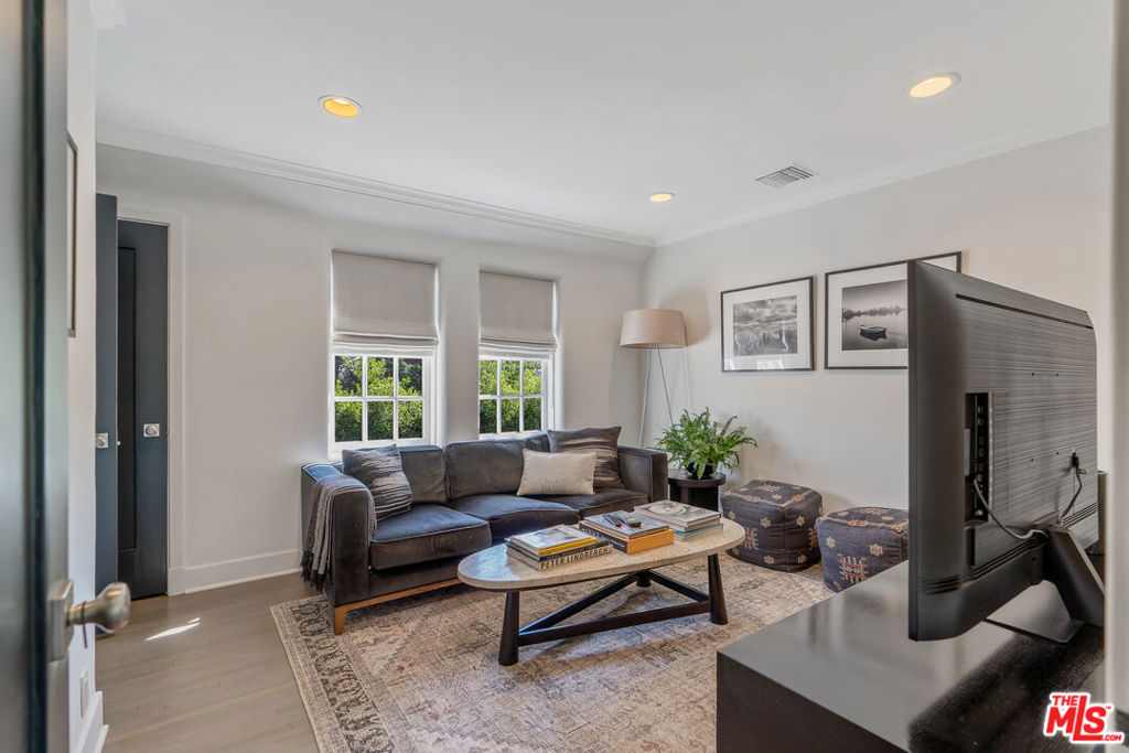 MLS #26857649 image #48