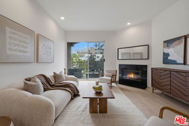 1820 South Beverly Glen Boulevard, 208