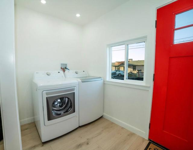 1590 Dale Avenue, Merced CA: https://media.crmls.org/mediaz/5320d19c-6226-45a8-ac24-a8d161cbe6fb.jpg