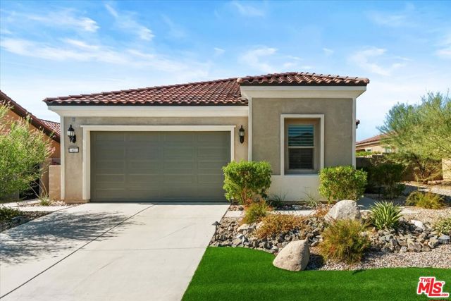 43 Zinfandel, Rancho Mirage CA: https://media.crmls.org/mediaz/5321364f-09df-4781-887e-ea264140fb8b.jpg