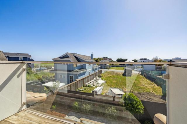 2786 Pullman Avenue, Half Moon Bay CA: https://media.crmls.org/mediaz/5321ed71-4ce8-435d-8296-3c43ec546eff.jpg