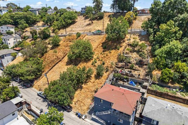 0 Ramboz Dr, Los Angeles CA: https://media.crmls.org/mediaz/532282f8-0c7f-45da-90f7-293215aa580f.jpg