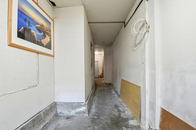 21182122 Mason Street, San Francisco CA: https://media.crmls.org/mediaz/5323a6f8-ecd6-4ac4-bbac-647e7f85fb33.jpg