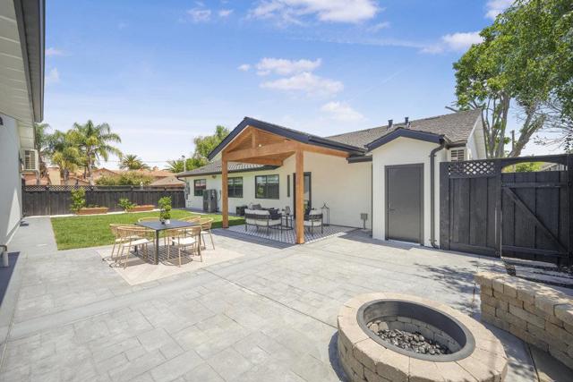 455 W Main Avenue, Morgan Hill CA: https://media.crmls.org/mediaz/53241390-fadd-471f-a844-656d0f64b520.jpg