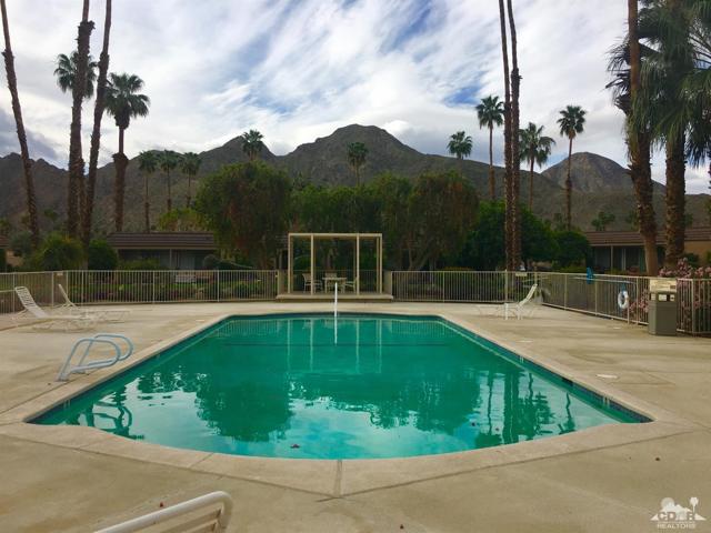 76850 Sandpiper Drive, Indian Wells CA: https://media.crmls.org/mediaz/532500f6-09ac-49e6-a690-46b2291dd063.jpg
