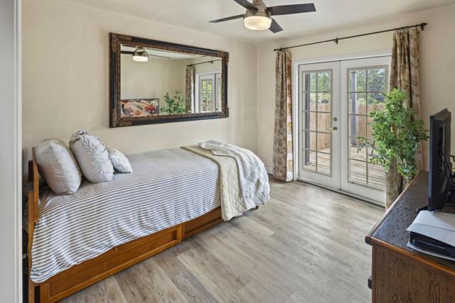 1255 Josselyn Canyon Road, Monterey CA: https://media.crmls.org/mediaz/5325430d-4a62-470e-a95d-f37f8db78114.jpg
