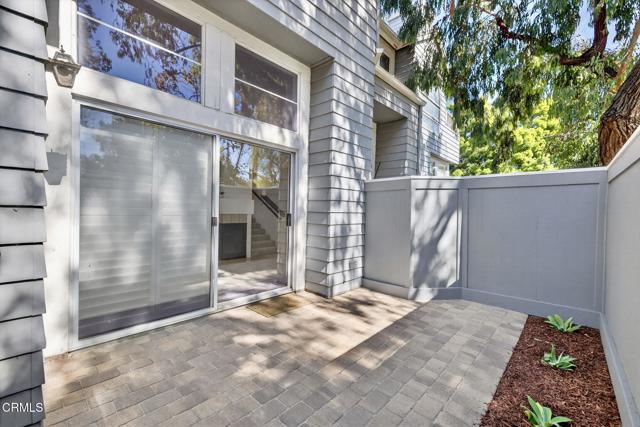 4993 Telephone Road, Ventura CA: https://media.crmls.org/mediaz/53266eac-40c1-4249-9c5e-025454af8703.jpg