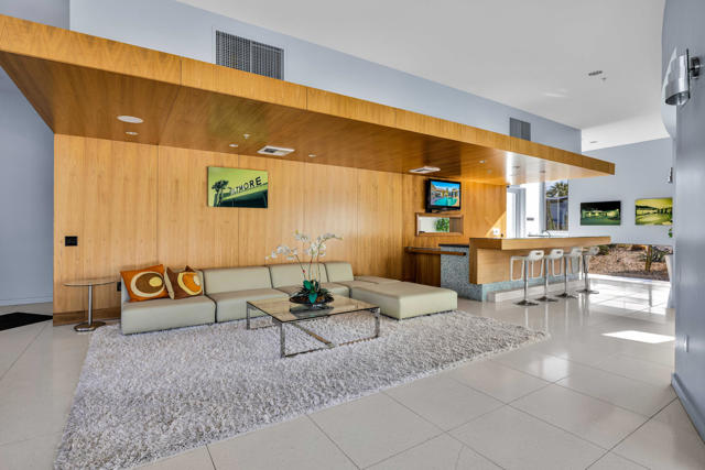 1028 E Palm Canyon Drive #207, Palm Springs, CA 92264