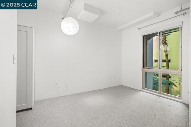 1201 Pine St, Oakland CA: https://media.crmls.org/mediaz/53278fcc-9955-47aa-b0ca-6e9a0371ee71.jpg