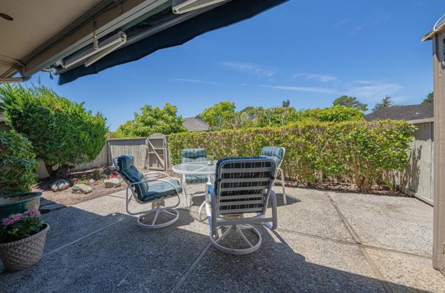 72 Del Mesa Carmel, Carmel CA: https://media.crmls.org/mediaz/5327ad11-ea69-4558-816b-3d58a7451bdc.jpg