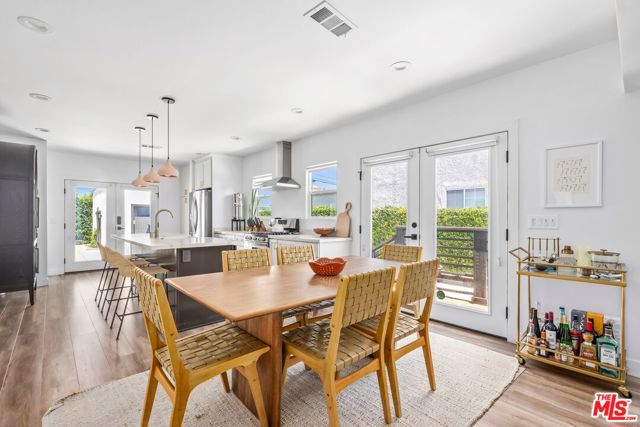 2311 W 78th Place, Inglewood CA: https://media.crmls.org/mediaz/53280019-7b46-405d-8f4e-994345175e1b.jpg