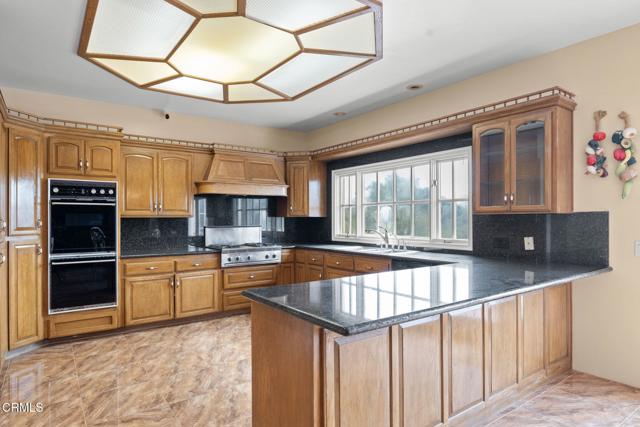 5287 N Creston Lane, Somis CA: https://media.crmls.org/mediaz/532879e1-4187-48e4-a125-3402fd7d8187.jpg
