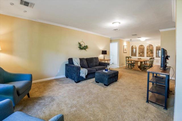 Family Room / Dining Area