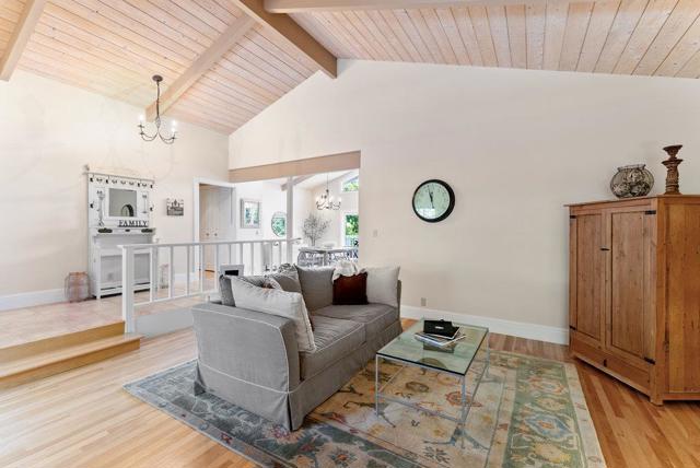 455 Calle Del Sol, Aptos CA: https://media.crmls.org/mediaz/5329bd26-9f4d-4ee3-8cb3-3eca9b49afc2.jpg