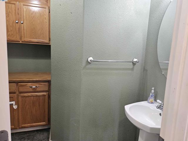 24909 Avocado Ct, Hayward CA: https://media.crmls.org/mediaz/532a2aeb-a53d-494e-8729-abaf9d45337c.jpg