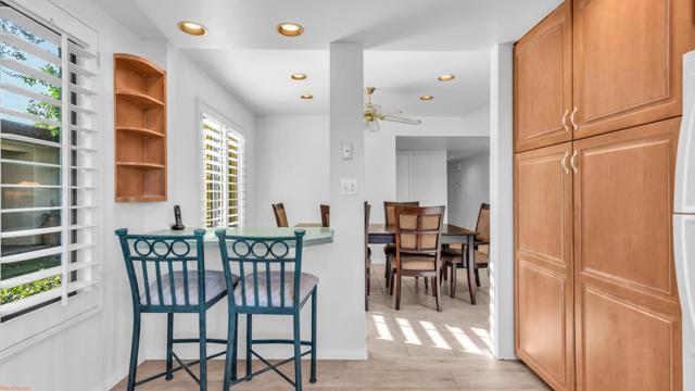 133 Torremolinos Drive, Rancho Mirage CA: https://media.crmls.org/mediaz/532a3421-394f-4eda-a038-3c3d13a99afc.jpg