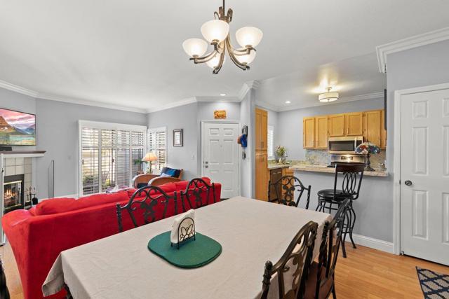 160 Troon Way, Half Moon Bay CA: https://media.crmls.org/mediaz/532bf320-3836-4ce5-a591-f6887a7efa29.jpg