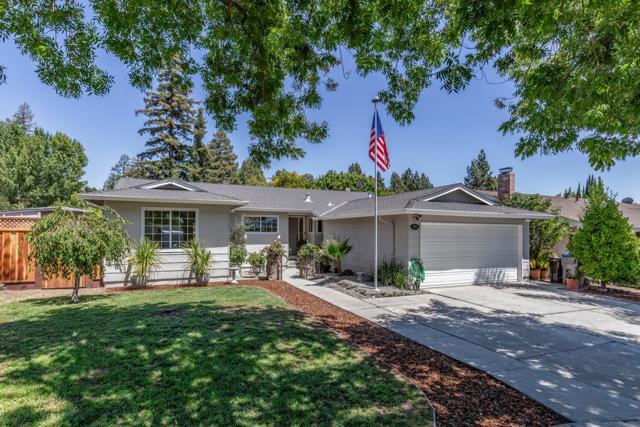 3166 Balmoral Drive, San Jose CA: https://media.crmls.org/mediaz/532cce26-842f-4cee-84d9-ccc21b4d3414.jpg