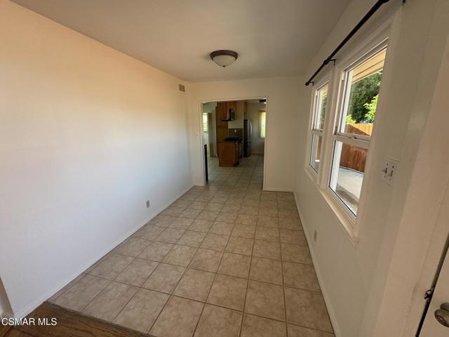 22319 Macfarlane Drive, Woodland Hills CA: https://media.crmls.org/mediaz/532dfdd1-751c-4396-93b8-e802d73b1b37.jpg