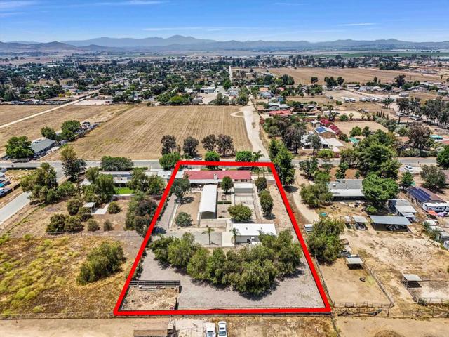 Detail Gallery Image 4 of 52 For 25270 Trade Winds Dr, Menifee,  CA 92585 - 4 Beds | 2 Baths