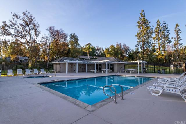 Detail Gallery Image 27 of 38 For 823 Viking Ln, San Marcos,  CA 92069 - 3 Beds | 2 Baths