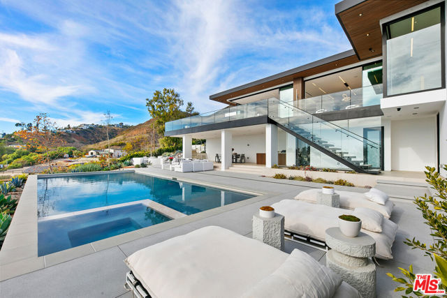 Drew Fenton | 29623 Cuthbert Road Malibu CA | MLS: 7185754