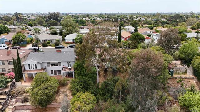 4833 Atlanta Dr., San Diego CA: https://media.crmls.org/mediaz/53311232-c5f6-40a3-929f-dc575998c7cd.jpg