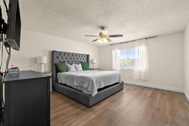 1014 Croyden Way, Manteca CA: https://media.crmls.org/mediaz/53321d1c-a2e8-4908-ba68-b3edb535526c.jpg