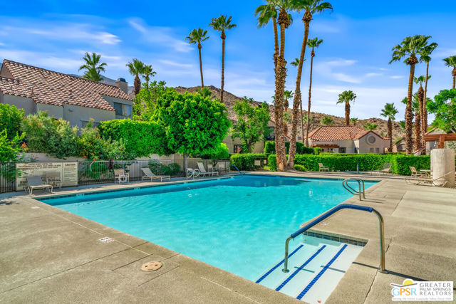 2857 Greco Court, Palm Springs CA: https://media.crmls.org/mediaz/533337cf-306f-4b0e-bc44-df8d0fc5f142.jpg