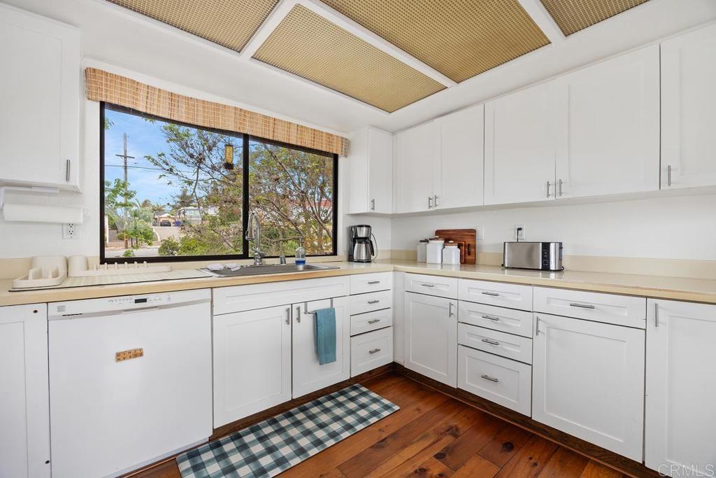 1597 Kelly Street - photo 11