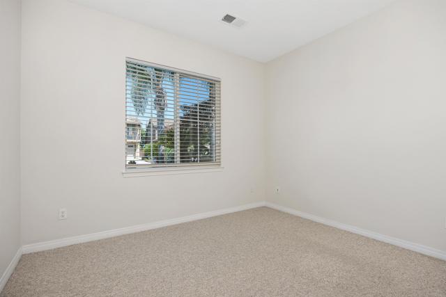 2258 Aventurine Place, Carlsbad CA: https://media.crmls.org/mediaz/5336dc16-362a-48d7-bf32-fedbcb39ea61.jpg