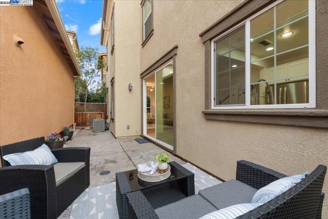3335 Vittoria Loop, Dublin CA: https://media.crmls.org/mediaz/5336fa8a-7a53-4986-b6fd-21adddd1bd68.jpg