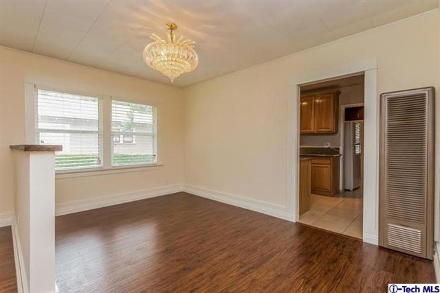 Detail Gallery Image 8 of 25 For 1890 Las Lunas St, Pasadena,  CA  - 3 Beds | 2 Baths