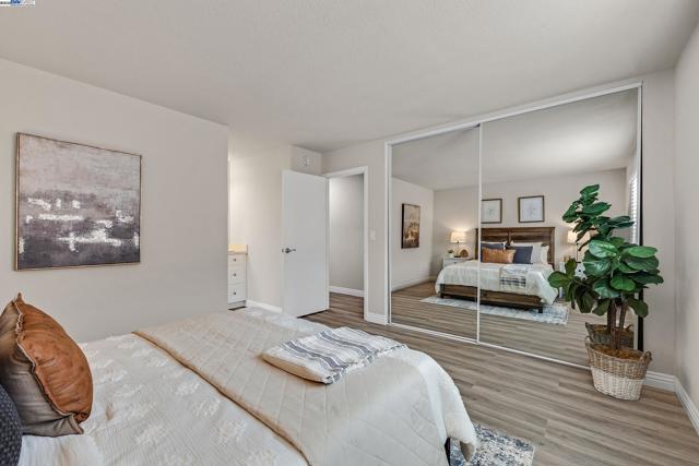 2702 Chinook Ct, Union City CA: https://media.crmls.org/mediaz/5337b7b1-fb30-471e-9bdb-d825106dcad3.jpg