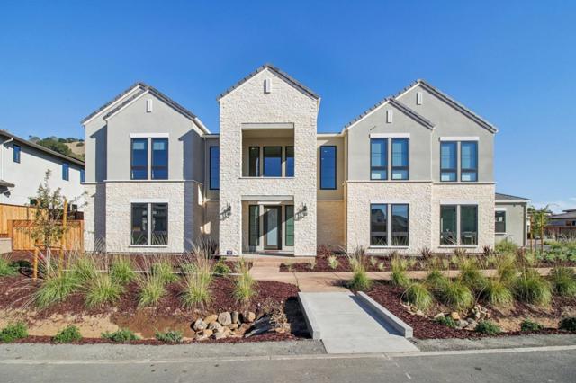 18471 Corte Zapala, Morgan Hill CA: https://media.crmls.org/mediaz/5337ec8a-af46-416b-b09e-2d4a3defa861.jpg