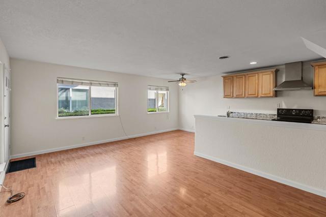 5492 Tradewinds Walkway, San Jose CA: https://media.crmls.org/mediaz/533855bc-2c4f-46c3-a9ed-b0666af43ff9.jpg