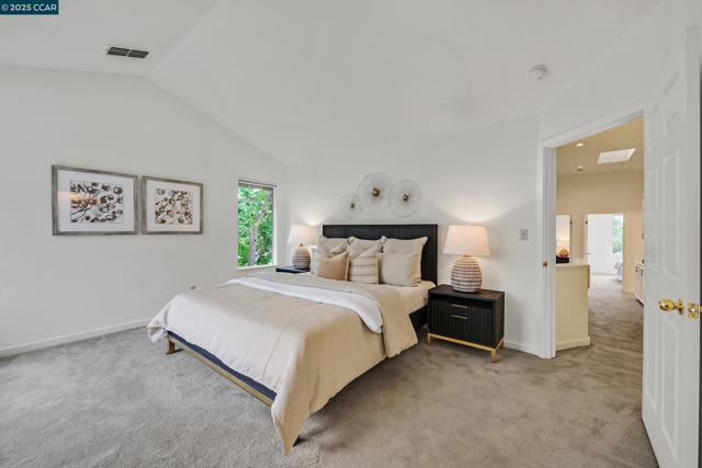 422 Sutton Cir, Danville CA: https://media.crmls.org/mediaz/53387ab6-dbb0-4e5b-8369-8062feb41840.jpg
