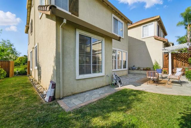 3406 Maroun Place, San Jose CA: https://media.crmls.org/mediaz/5338bcc6-f97a-4d17-a25b-1185bd9f6ef7.jpg
