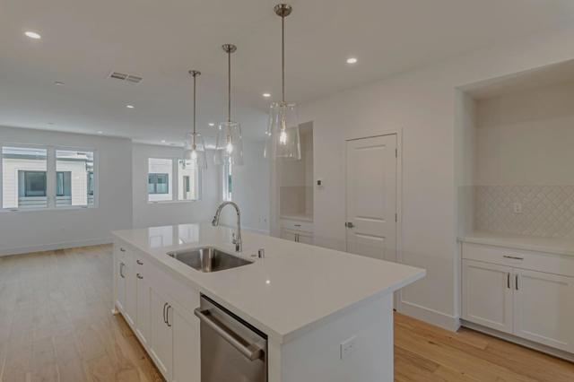 2880 Josephine Lane, Palo Alto CA: https://media.crmls.org/mediaz/533a417f-0bb2-406a-98d6-3d9b15245057.jpg