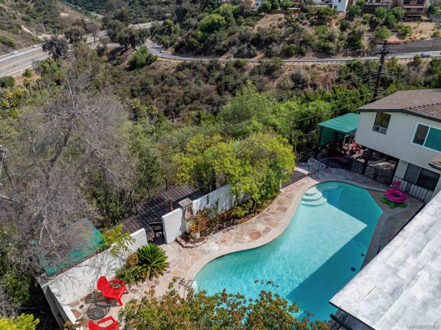 4811 E Alder Dr, San Diego CA: https://media.crmls.org/mediaz/533a4a8d-85d2-469d-a594-d78cfb1b410a.jpg