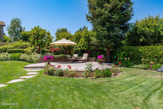 684 Noble Road, Simi Valley CA: https://media.crmls.org/mediaz/533a53f6-119d-4de4-9449-1e731a223733.jpg