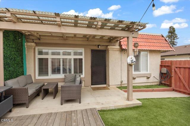 Detail Gallery Image 4 of 28 For 2930 Isle Way #B,  Oxnard,  CA 93035 - 2 Beds | 1/1 Baths