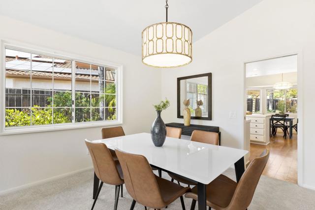 14001 Saddlewood Drive, Poway CA: https://media.crmls.org/mediaz/533afcab-6087-47d5-9f3a-93fafc79bfaf.jpg