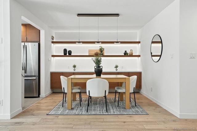 222 Quince St, San Diego CA: https://media.crmls.org/mediaz/533bcaf1-f87f-4ae1-bcfe-2f7996356cc9.jpg