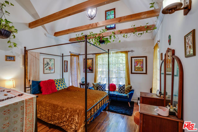 523 S Coronado Street, Los Angeles CA: https://media.crmls.org/mediaz/533de820-8c3e-4259-8ca0-3ab71c3801f4.jpg