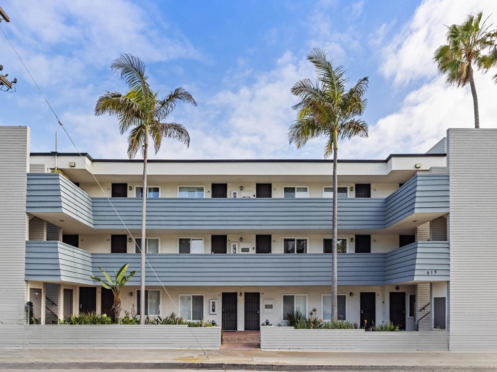 415 Gravilla St #11