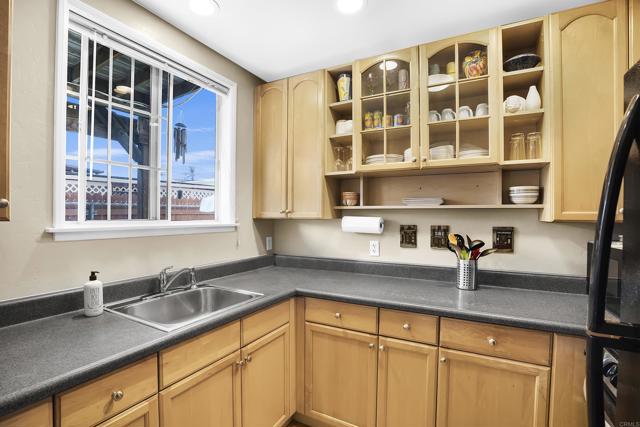 Image 10 of 35 For 4526 37th Street