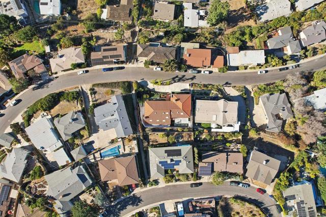 4367 Summit Dr, La Mesa CA: https://media.crmls.org/mediaz/53408d60-8766-475c-94df-a96c89381bb0.jpg