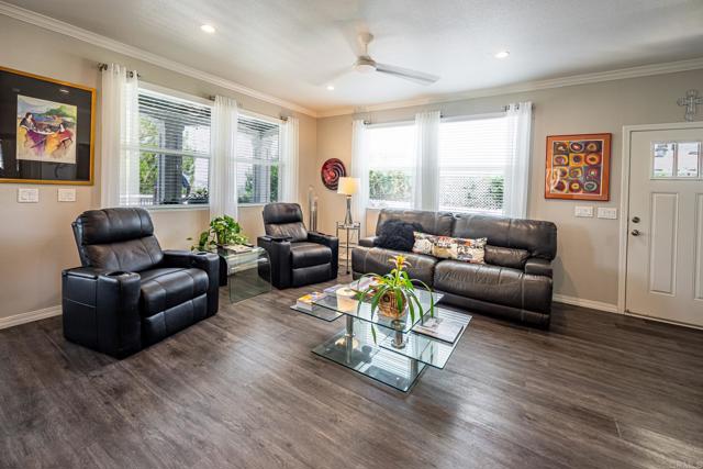 4650 Dulin Road, Fallbrook CA: https://media.crmls.org/mediaz/534129d8-7546-4dc0-8983-57cfc3397742.jpg