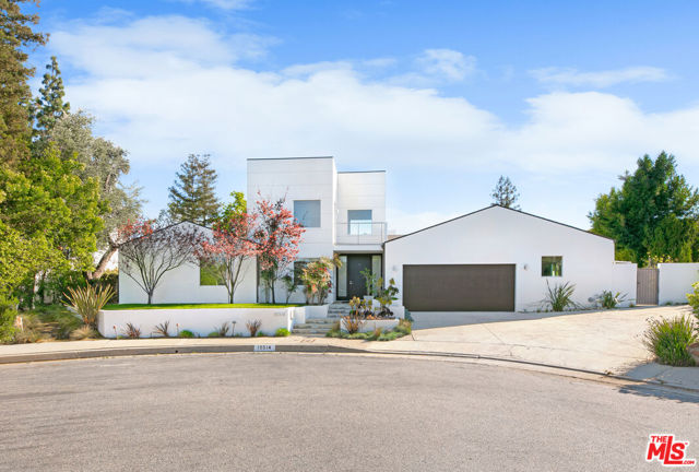 15514 CASIANO Court, Los Angeles CA: https://media.crmls.org/mediaz/5341560c-26bb-40e8-b07b-b5bb99f71957.jpg